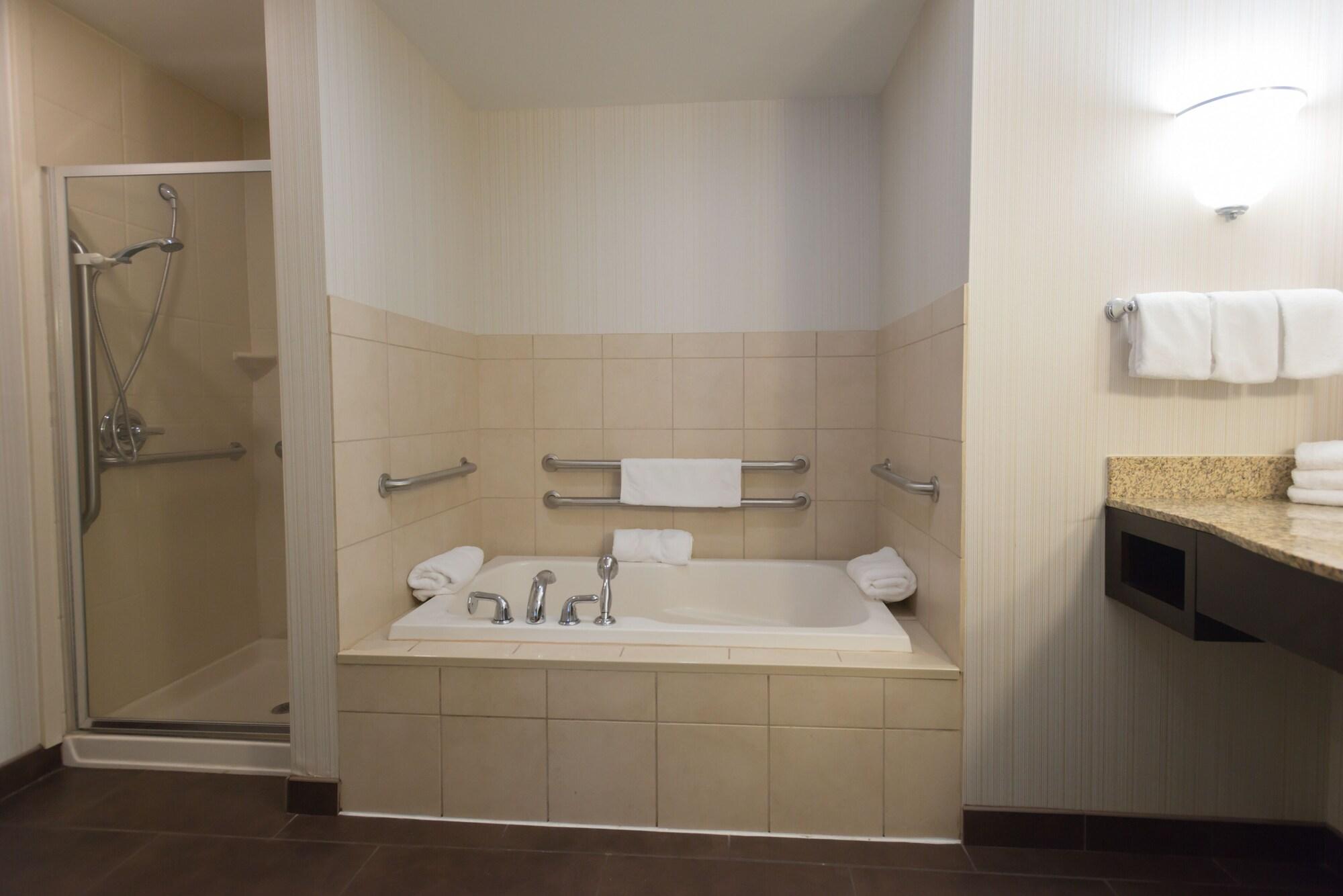 Hilton Garden Inn Merrillville Buitenkant foto