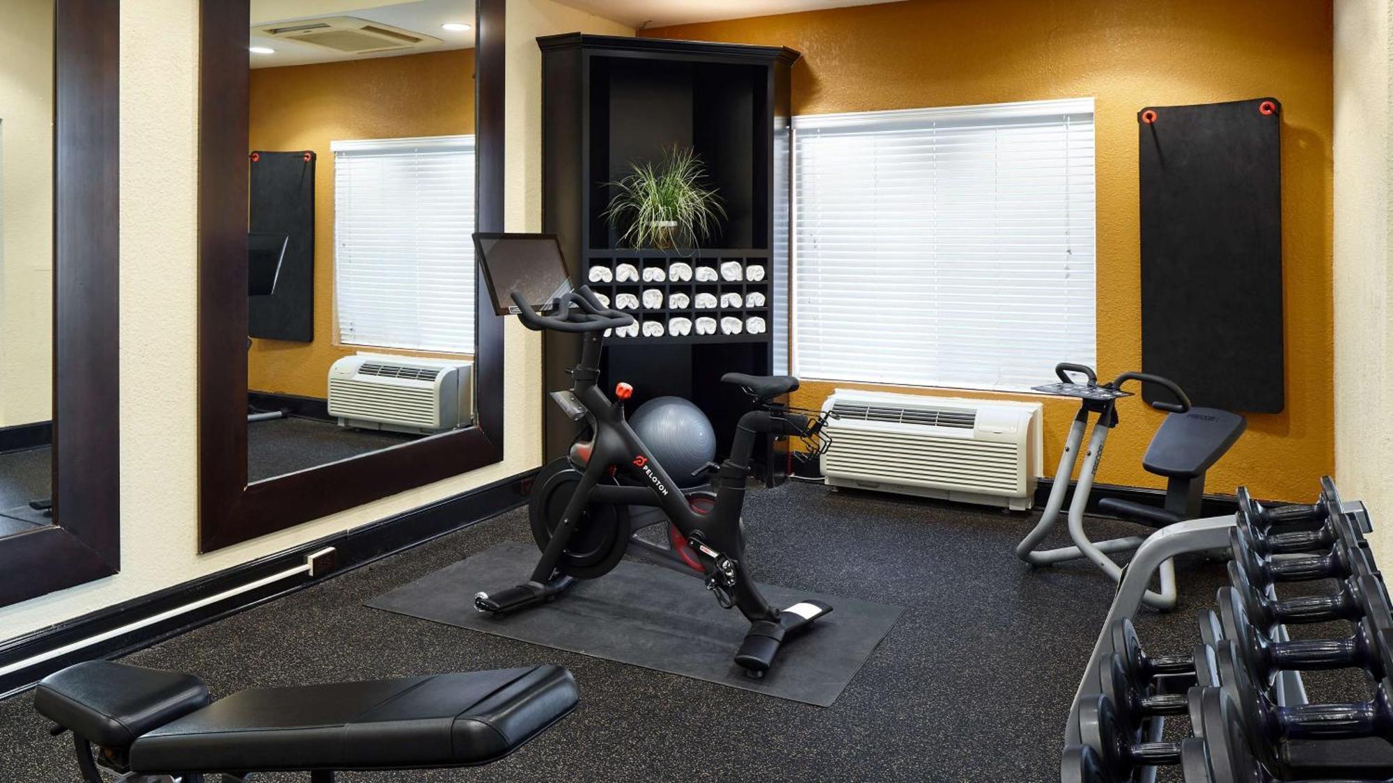 Hilton Garden Inn Merrillville Buitenkant foto
