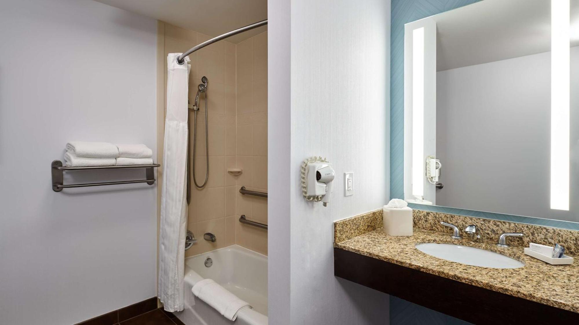 Hilton Garden Inn Merrillville Buitenkant foto